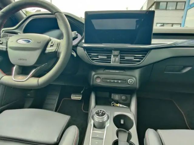 Ford Focus ST Line Wagon