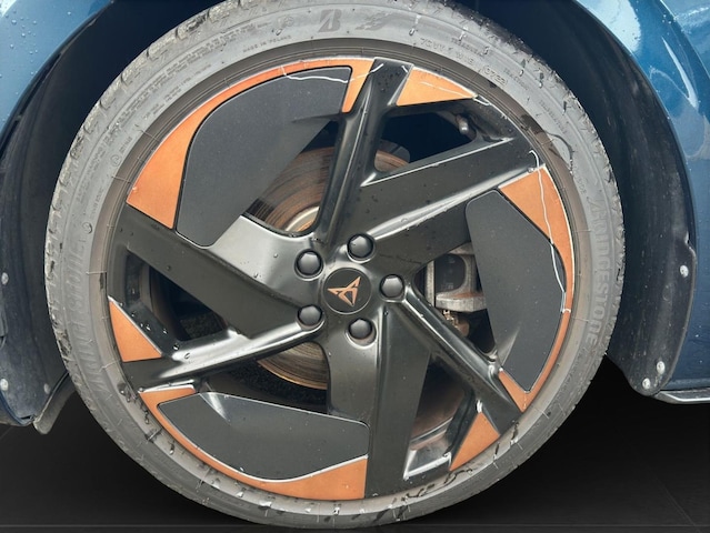 Cupra Born Born LM20 PANO W-PUMPE SCHALENSITZE HEAD-UP