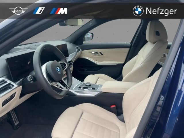 BMW 330 330e M-Sport Touring xDrive
