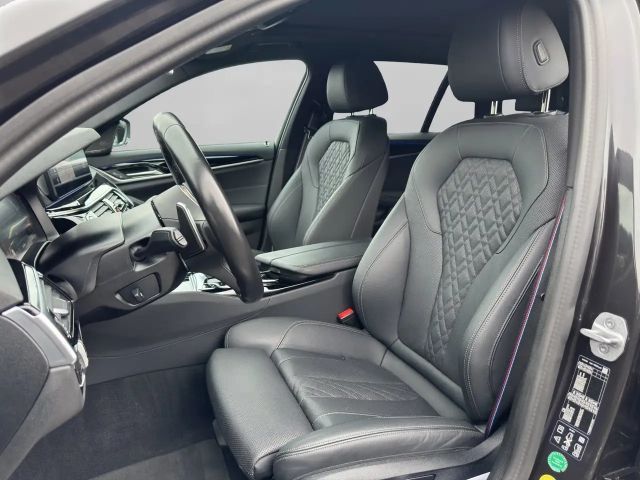 BMW 530 530d M-Sport Touring xDrive