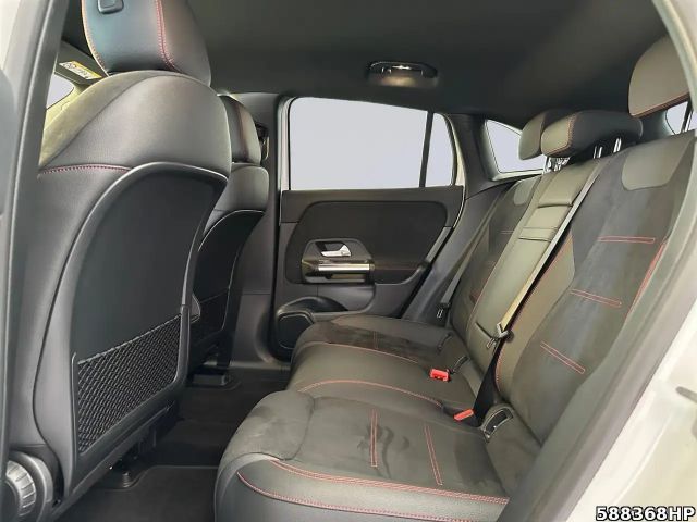 Mercedes-Benz EQA 300 4MATIC AMG Line