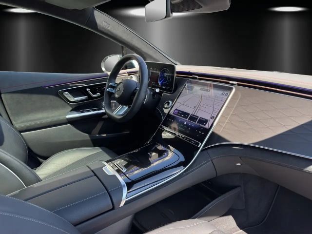 Mercedes-Benz EQE 350 AMG Line Sedan