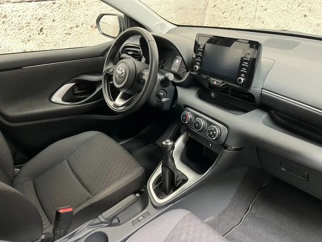 Toyota Yaris Active VVT-i