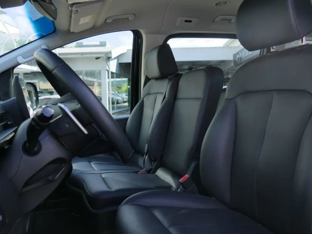 Hyundai Staria Trend