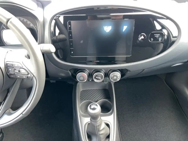 Toyota Aygo X Business Hatchback