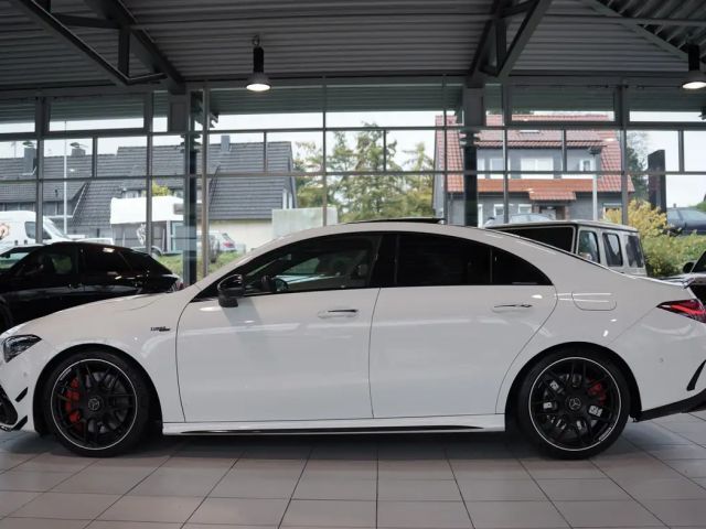 Mercedes-Benz CLA 45 AMG 4MATIC AMG Line Sedan