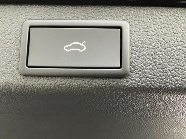 Skoda Superb 2.0 TDI Combi Style Style