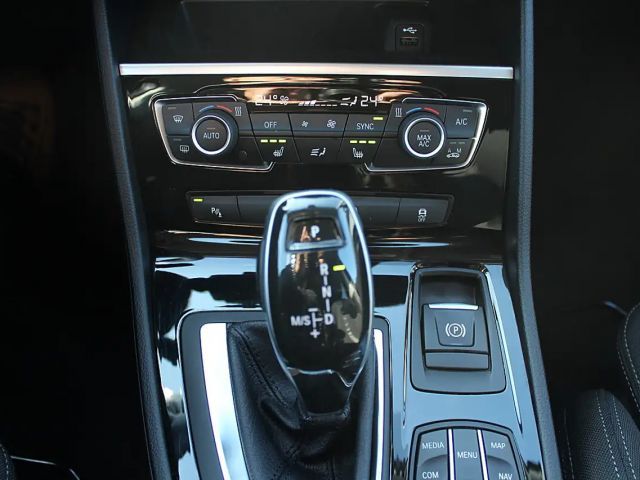 BMW 218 218d Gran Tourer Sport Line