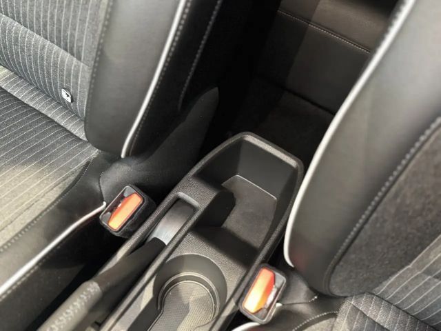 Renault Clio E-Tech Hybrid Intens