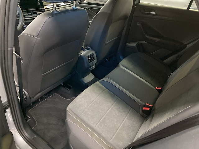 Volkswagen T-Roc 1.5 TSI DSG R-Line