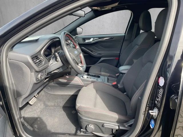 Ford Focus EcoBoost ST Line Wagon