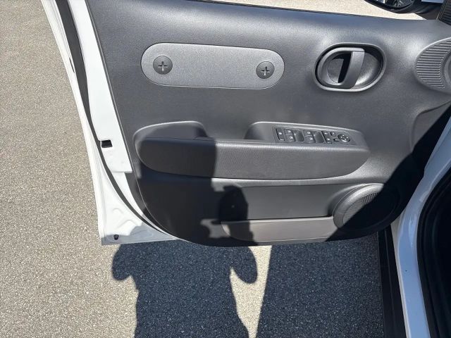 Hyundai INSTER 49 kWh