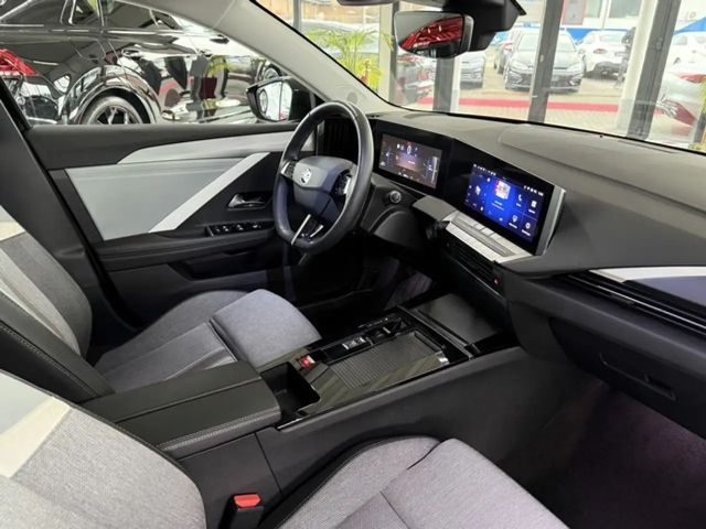 Opel Astra Elegance Sports Tourer