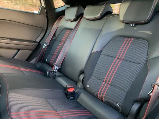 Renault Captur E-Tech RS