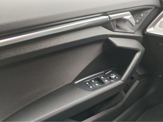 Audi A3 30 TFSI S-Tronic Sportback