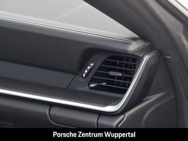 Porsche 992 Cabrio Turbo