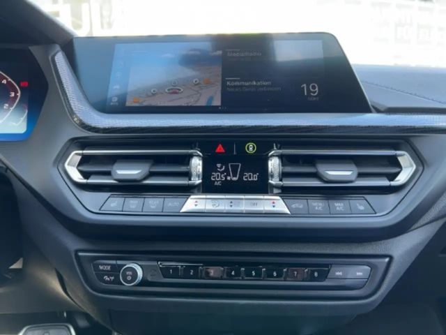 BMW 135 135i 5-deurs Sedan xDrive