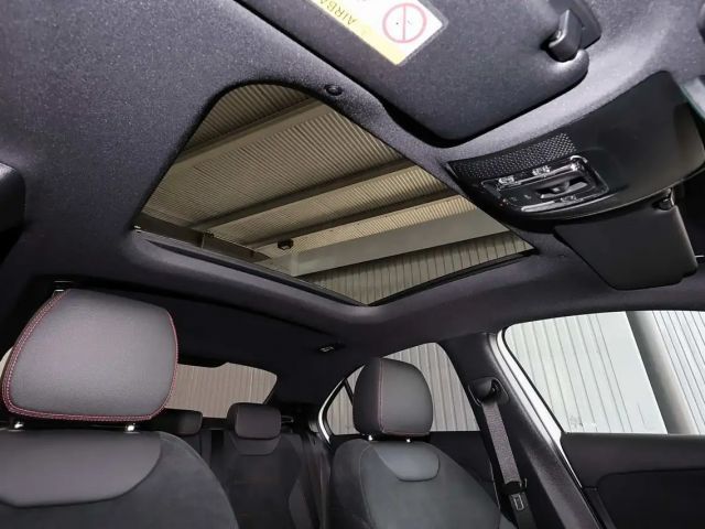 Mercedes-Benz A 200 AMG Line