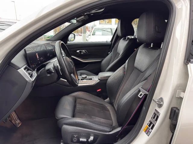 BMW 330 330e M-Sport Touring