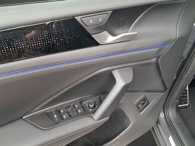 Volkswagen Tiguan 4Motion DSG R-Line