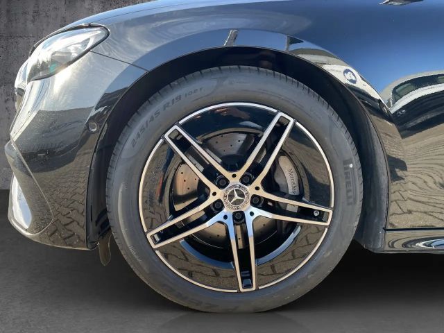 Mercedes-Benz E 220 AMG Line E 220 d Estate