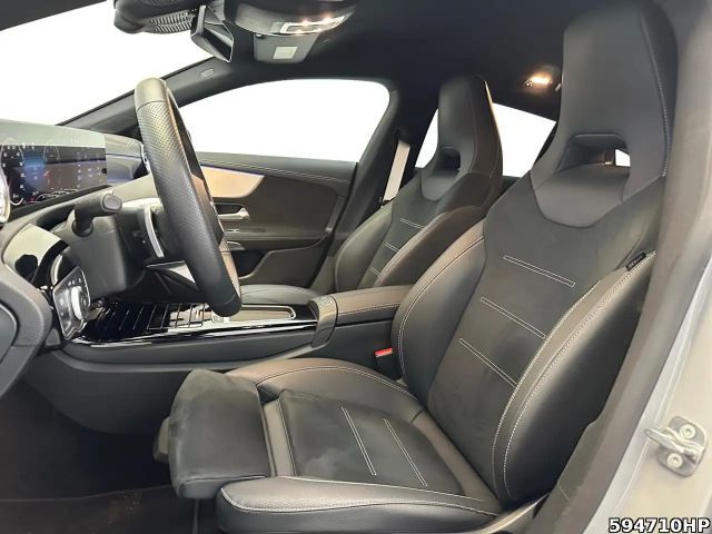 Mercedes-Benz CLA 200 AMG Line