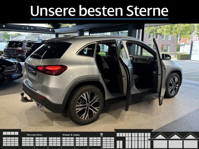 Mercedes-Benz GLA 180 Progressive