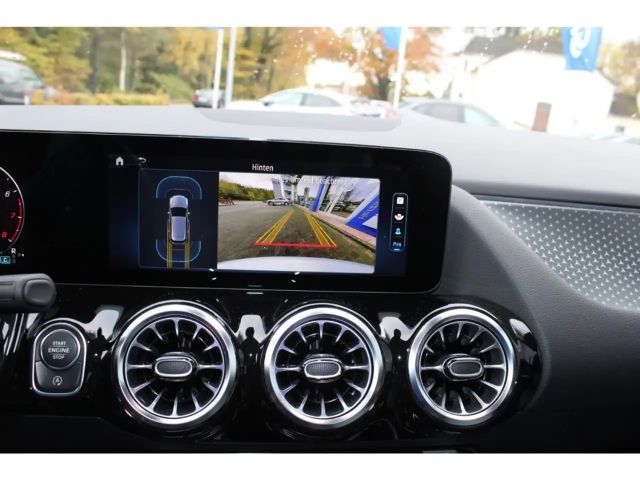 Mercedes-Benz B 250 4 MATIC, AUTOMATIK, LED, ACC, PDC, NAVI, RFK