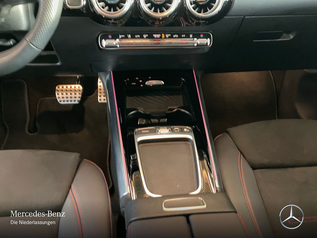 Mercedes-Benz EQA 300 4MATIC