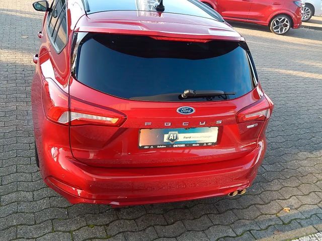 Ford Focus ST Line Wagon