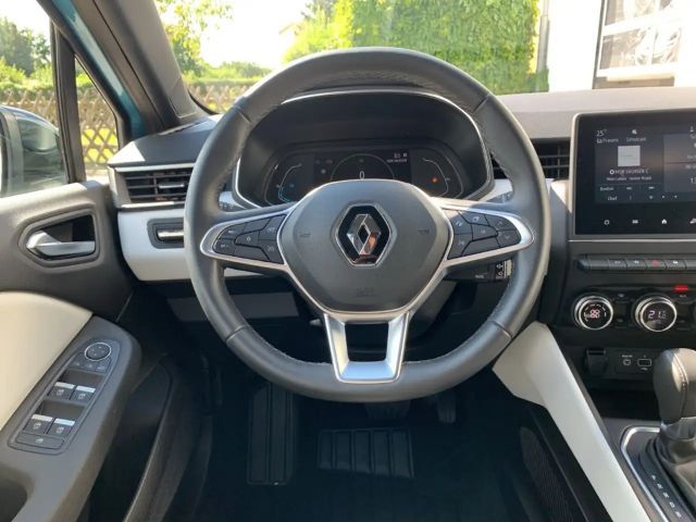 Renault Clio E-Tech Intens