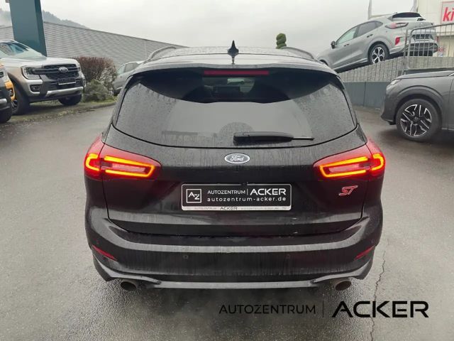 Ford Focus ST Line Wagon