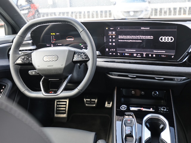 Audi A6 Avant Quattro S-Tronic