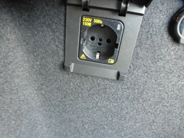 Volkswagen Golf Life Variant