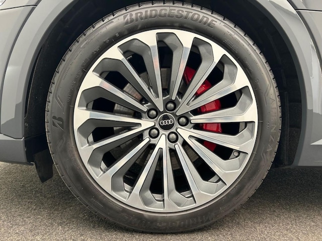 Audi Q8 e-tron 55 Quattro S-Line