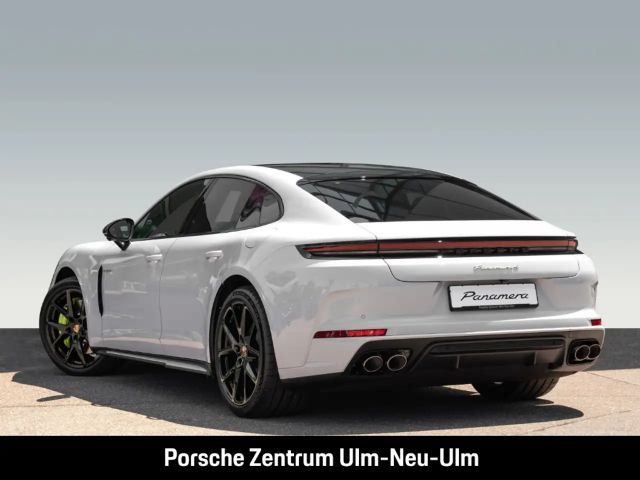 Porsche Panamera 4 E-Hybrid