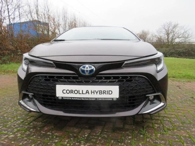 Toyota Corolla Hybride Team D