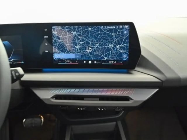 BMW 120 120i 5-deurs Sedan