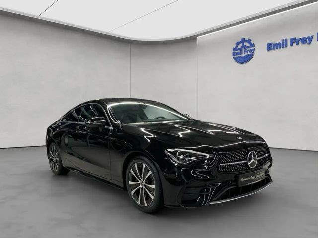 Mercedes-Benz E 200 Coupé