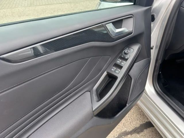 Ford Focus EcoBoost ST Line Wagon