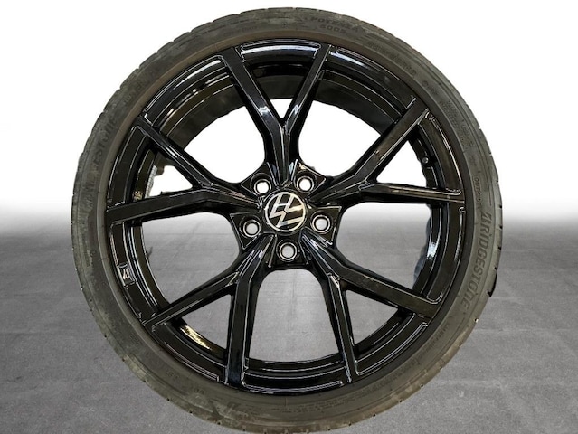 Volkswagen Golf 2.0 TSI GTI Golf VIII Style