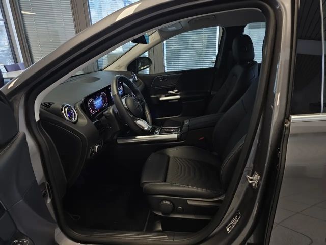 Mercedes-Benz B 180 Progressive Sedan