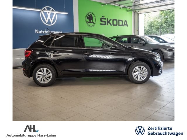 Volkswagen Polo TSI+ALU 15''+LED-MATRIX+EINPARKHILFE+KLIMA+APP CONNECT+SITZHEIZUNG