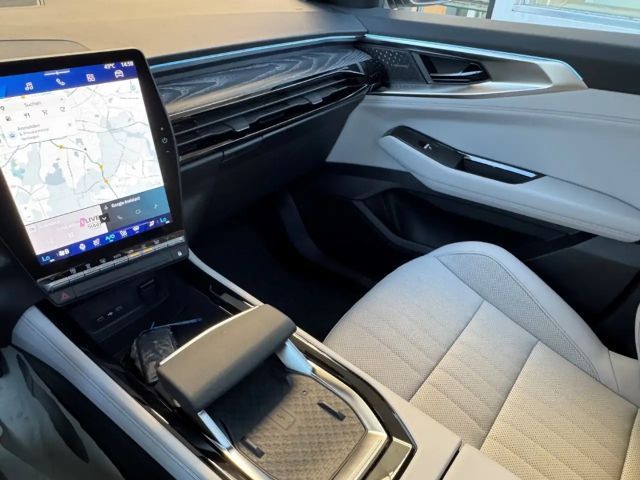 Renault Espace E-Tech Hybrid Iconic