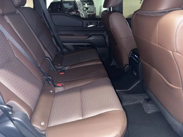 Toyota Land Cruiser Hybride Lounge