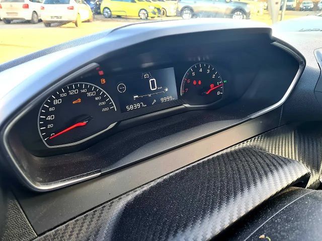 Peugeot 208 Active Pack PureTech