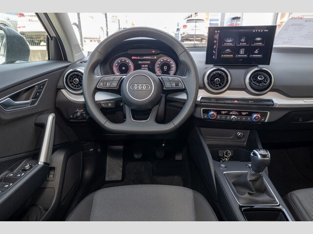 Audi Q2 30 TFSI S-Line
