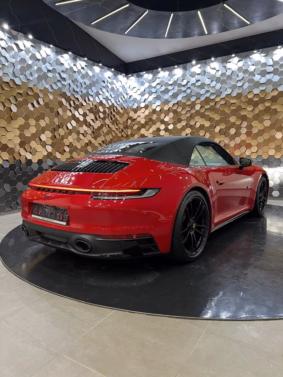 Porsche 911 4 992 Cabriolet Carrera GTS