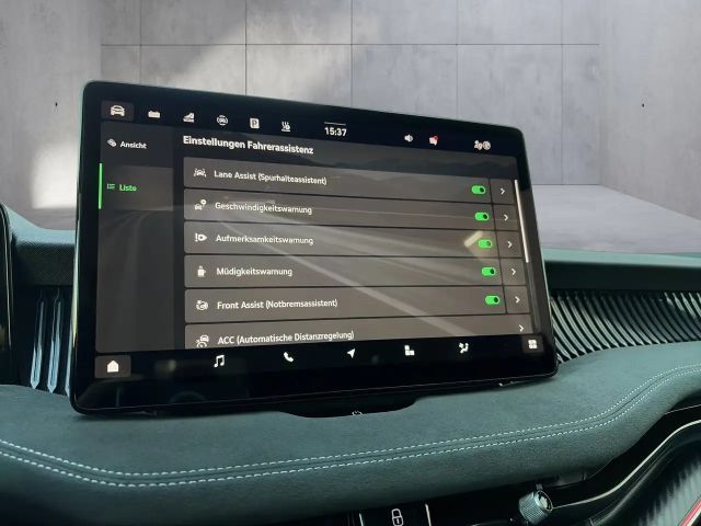 Skoda Superb Sportline iV