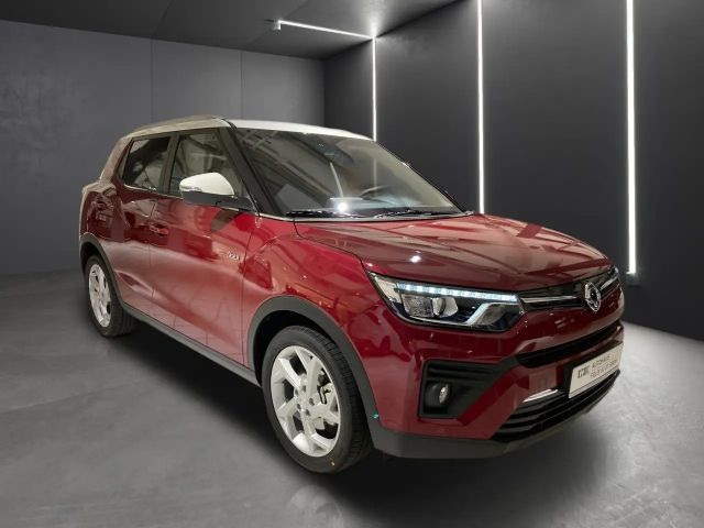 SsangYong Tivoli Fizz*Automatik*el.Fenst*Klima*Navi*Rückfa